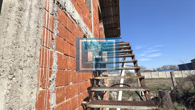 Kuća, Trosoban, Prodaja, 74m2, Rasputnica, Okolno mesto, Ćuprija