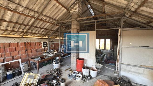 Kuća, Trosoban, Prodaja, 74m2, Rasputnica, Okolno mesto, Ćuprija