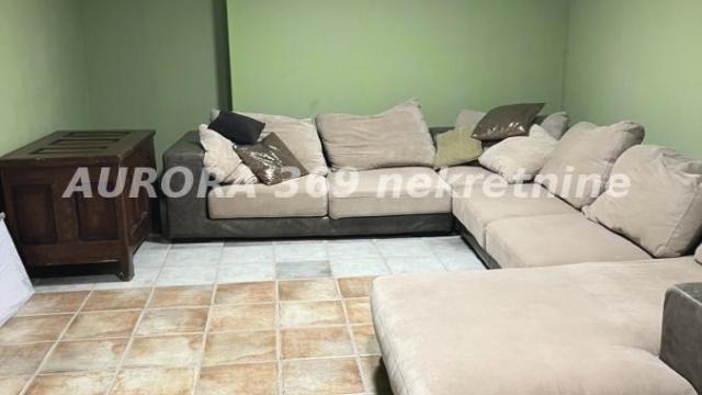 Kuća, Petosoban, Izdavanje, 247m2, Sremska Kamenica, Petrovaradin, Novi Sad