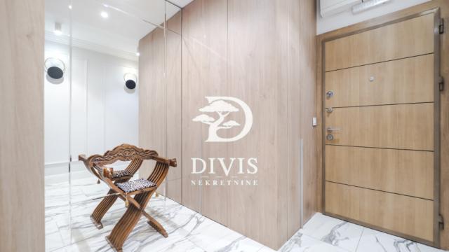 Stan, četvorosoban, Prodaja, 100m2, Petrovaradinska