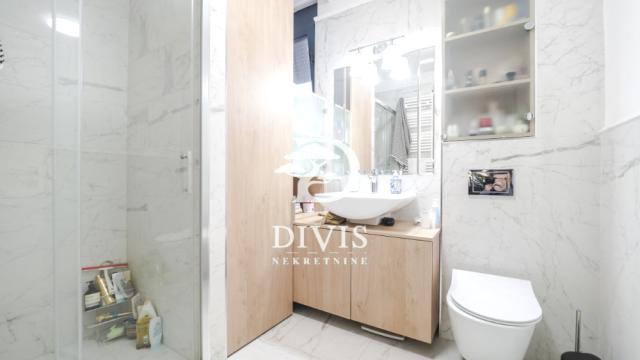 Stan, četvorosoban, Prodaja, 100m2, Petrovaradinska