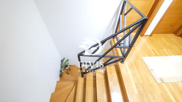 Stan, Trosoban, Prodaja, 94m2, Prespanska