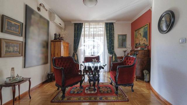 Kuća, Trosoban, Prodaja, 377m2, Milice Milojković