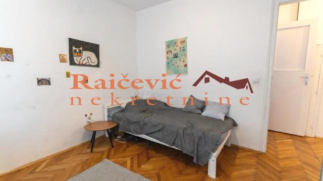 Stan, Trosoban, Prodaja, 69m2, Crveni krst, Vračar, Sumatovacka