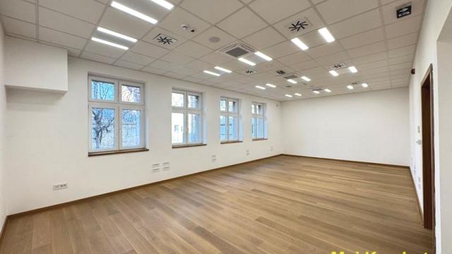 Poslovni prostor, Izdavanje, 60m2, Centar, Stari grad, Svetozara Markovića