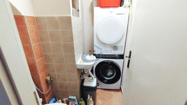 Stan, Dvoiposoban, Prodaja, 75m2, Banjica, Voždovac, Crnotravska