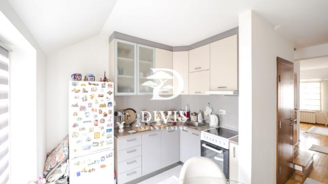 Stan, Trosoban, Izdavanje, 94m2, Prespanska