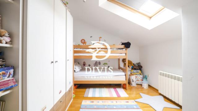 Stan, Trosoban, Izdavanje, 94m2, Prespanska