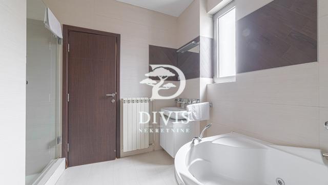 Stan, Petosoban, Prodaja, 109m2, Bulevar despota Stefana