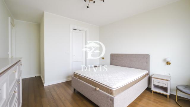 Stan, četvorosoban, Izdavanje, 130m2, Milana Rakića