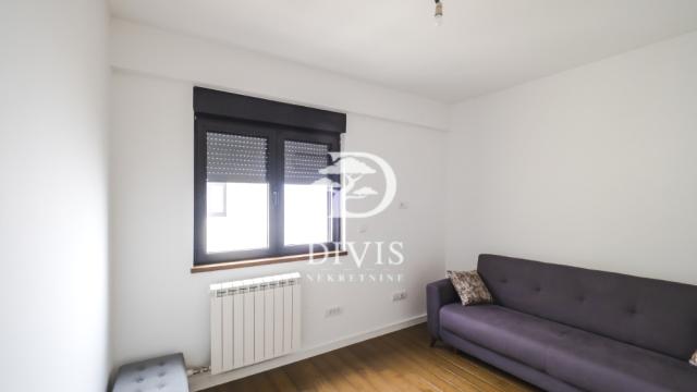 Stan, četvorosoban, Izdavanje, 130m2, Milana Rakića