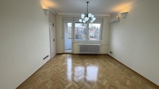 Poslovni prostor, Petosoban i veći, Izdavanje, 135m2, Senjačka