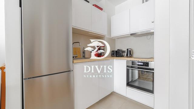 Stan, Dvoiposoban, Prodaja, 78m2, Venizelosova