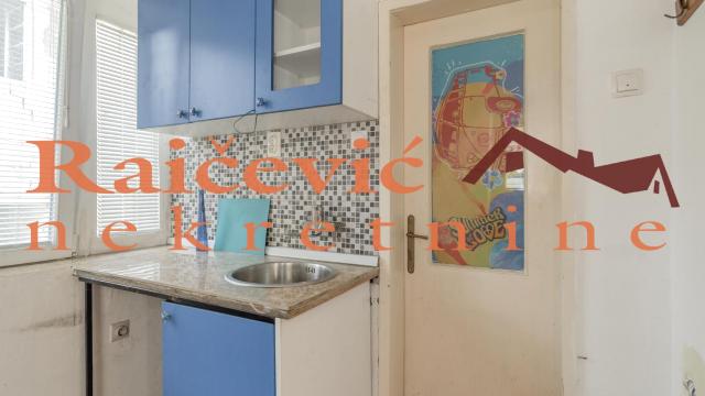 Stan, Jednoiposoban, Prodaja, 26m2, Čukarička padina, Čukarica, Radnicka