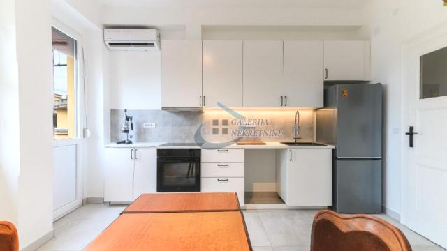 Poslovni prostor, Trosoban, Izdavanje, 114m2, Tašmajdan, Palilula, Bulevar kralja Aleksandra