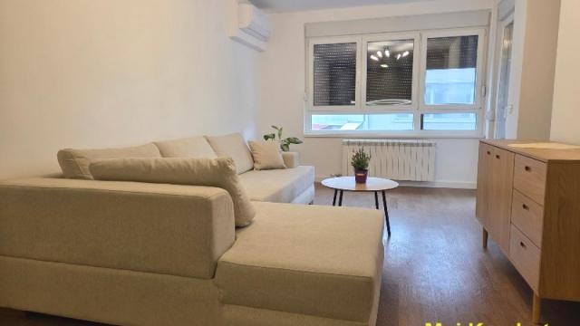 Stan, Dvosoban, Izdavanje, 66m2, Gornji grad, Zemun, Banatska