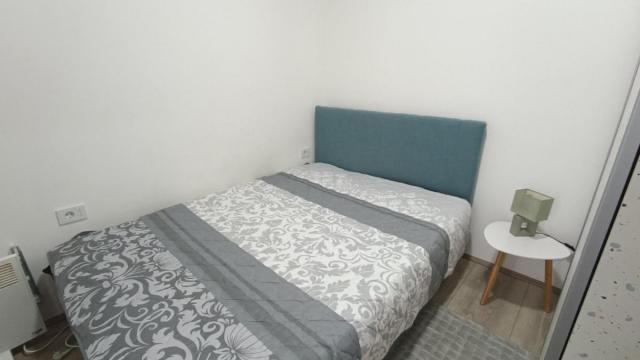 Stan, Jednosoban, Izdavanje, 33m2, Aqua park, Gradska lokacija, Jagodina