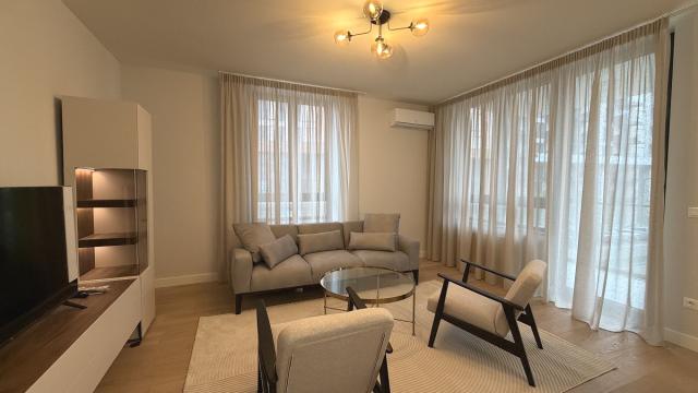 Stan, Trosoban, Izdavanje, 82m2, Savska