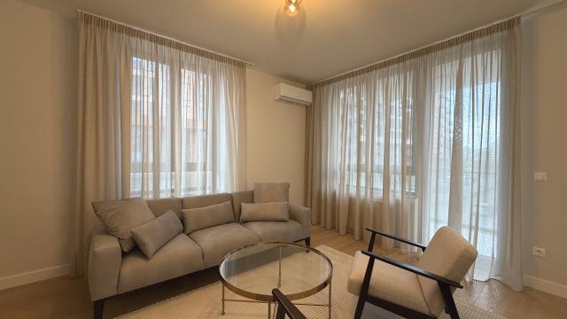 Stan, Trosoban, Izdavanje, 82m2, Savska