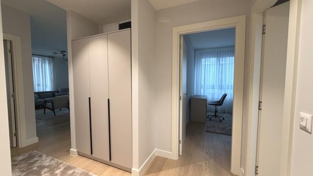 Stan, Trosoban, Izdavanje, 82m2, Savska