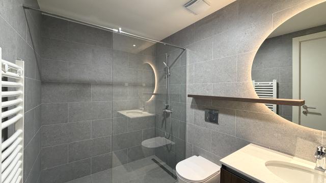 Stan, Trosoban, Izdavanje, 82m2, Savska