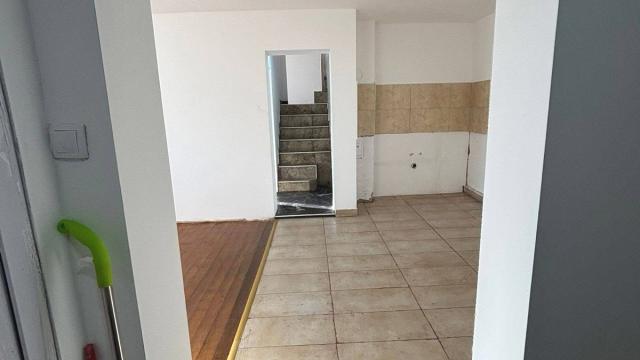 Kuća, Dvosoban, Prodaja, 174m2, Kotešica, Okolno mesto, Kotesica