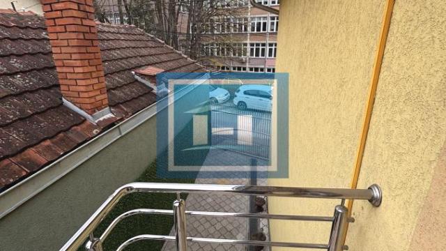 Kuća, Prodaja, 181m2, Kajsijar, Gradska lokacija, Jagodina