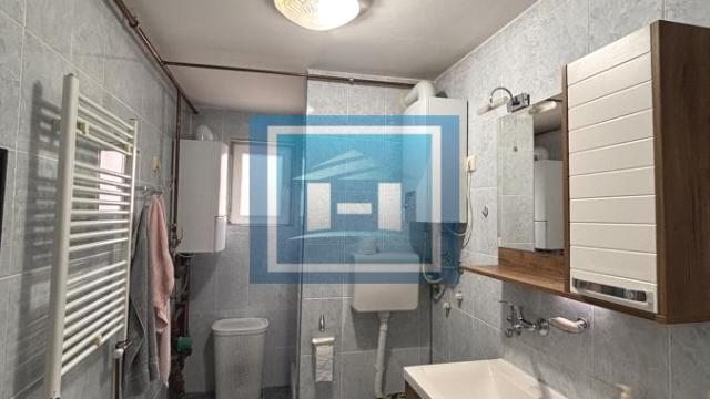 Kuća, Prodaja, 181m2, Kajsijar, Gradska lokacija, Jagodina