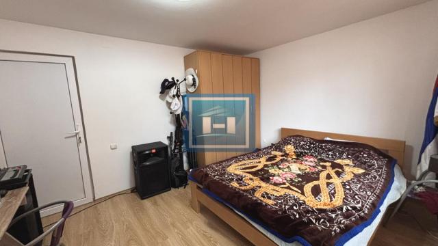 Kuća, Prodaja, 181m2, Kajsijar, Gradska lokacija, Jagodina