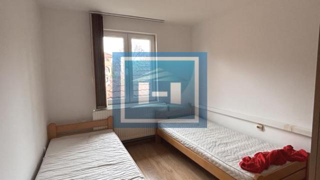 Kuća, Prodaja, 181m2, Kajsijar, Gradska lokacija, Jagodina