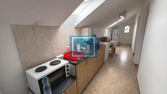 Kuća, Prodaja, 181m2, Kajsijar, Gradska lokacija, Jagodina