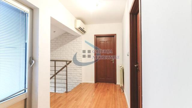 Stan, četvorosoban, Prodaja, 101m2, Autokomanda, Voždovac, Mitropolita Stratimirovića