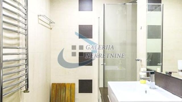 Stan, četvorosoban, Prodaja, 101m2, Autokomanda, Voždovac, Mitropolita Stratimirovića