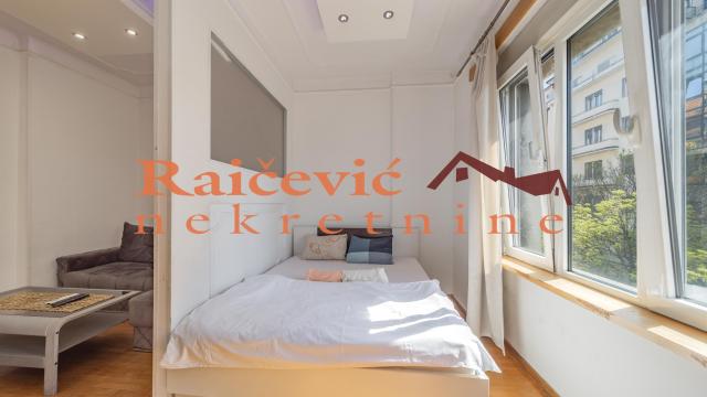 Stan, Jednoiposoban, Prodaja, 40m2, Centar, Stari grad, Obilicev venac