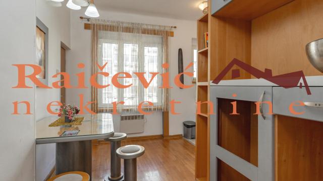 Stan, Jednoiposoban, Prodaja, 40m2, Centar, Stari grad, Obilicev venac