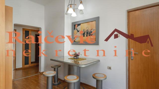 Stan, Jednoiposoban, Prodaja, 40m2, Centar, Stari grad, Obilicev venac