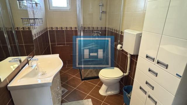 Stan, Trosoban, Izdavanje, 100m2, Ćuprija