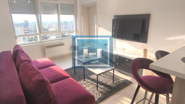 Stan, Izdavanje, 37m2, Centar, Gradska lokacija, Paraćin