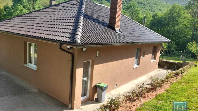 Kuća, Dvosoban, Prodaja, 106m2, Sisevac, Okolno mesto, Paraćin