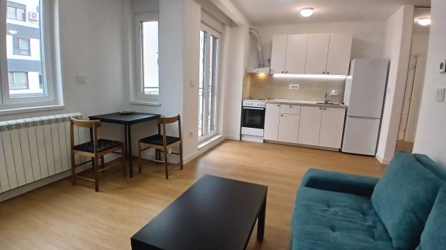 Stan, Jednosoban, Izdavanje, 31m2, Ozrenska