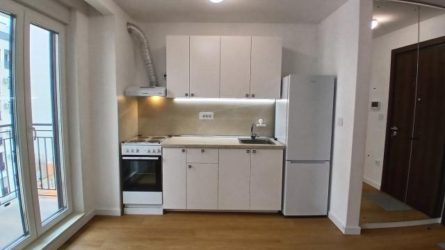 Stan, Jednosoban, Izdavanje, 31m2, Ozrenska