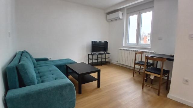 Stan, Jednosoban, Izdavanje, 31m2, Ozrenska