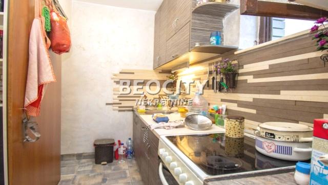 Kuća, Petosoban, Prodaja, 209m2, Surčin (mesto), Surčin, Cara Dušana