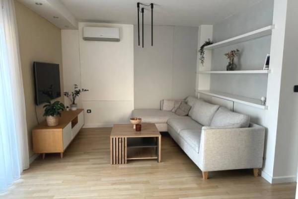 izdavanje, stanova,
beograd, 1081221, trosoban-tetovska