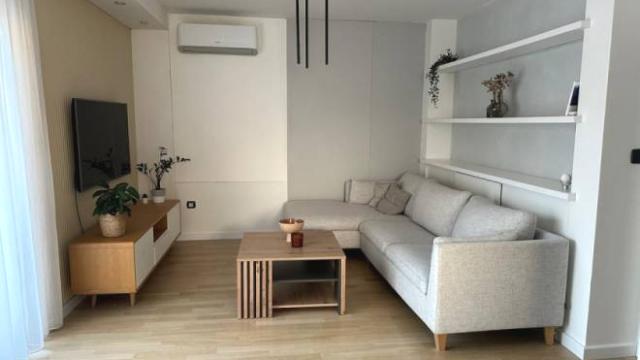 Stan, Trosoban, Izdavanje, 99m2, Tetovska