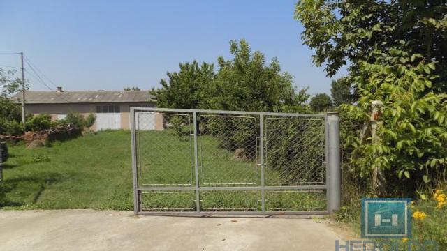 Poslovni prostor, Izdavanje, 200m2, Paraćin