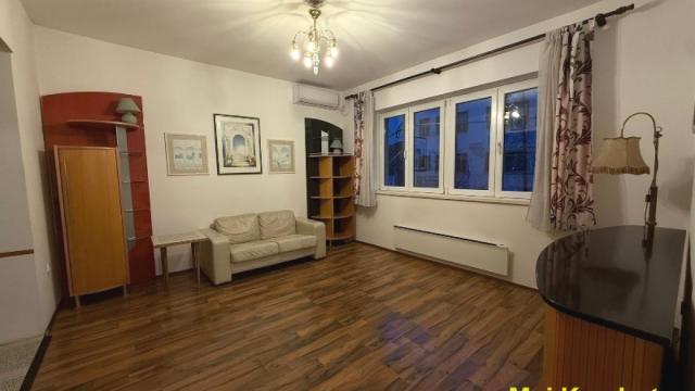 Stan, Dvosoban, Prodaja, 45m2, Crveni krst, Vračar, Vele Nigrinove