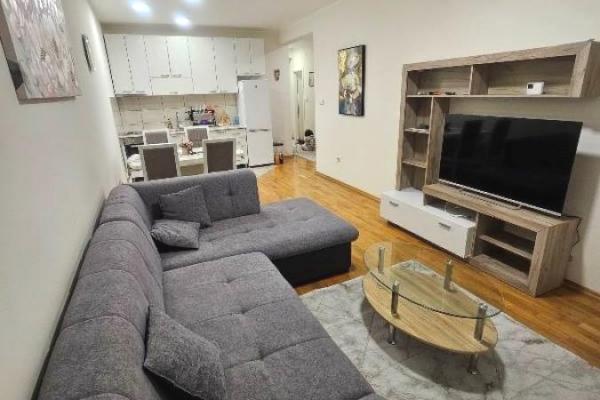 izdavanje, stanova,
djeram-pijaca-zvezdara-beograd, 1082122, trosoban-vojvode-savatija