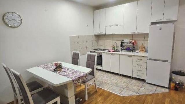 Stan, Trosoban, Izdavanje, 55m2, Djeram pijaca, Zvezdara, Vojvode Savatija