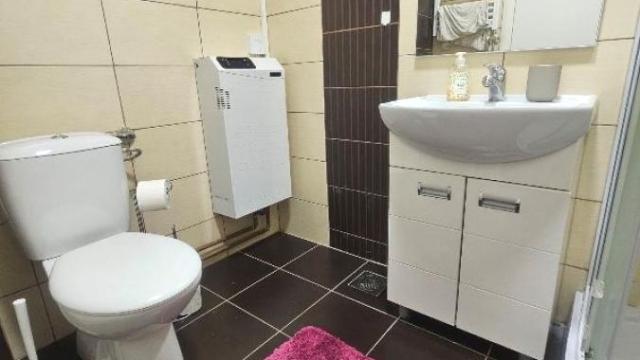 Stan, Trosoban, Izdavanje, 55m2, Djeram pijaca, Zvezdara, Vojvode Savatija